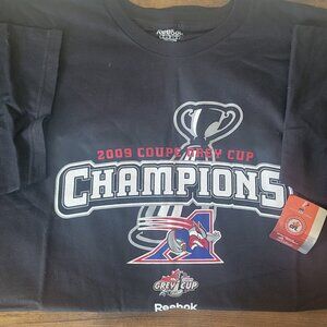 CFL FOOTBALL MONTREAL ALOUETTES 2009 GREY CUP CHAMPIONSHIP T-SHIRT